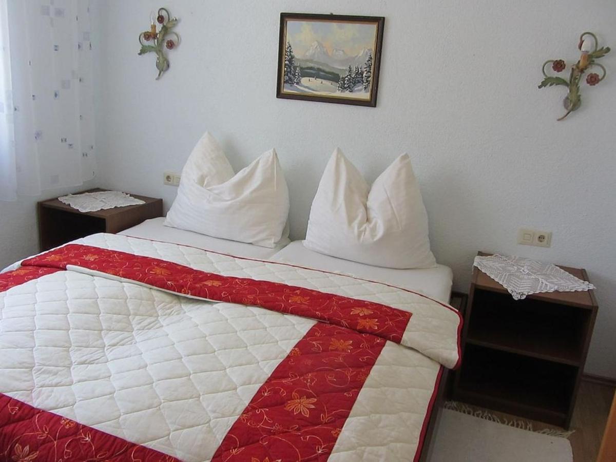 Apartments Marijana Srsici Bagian luar foto